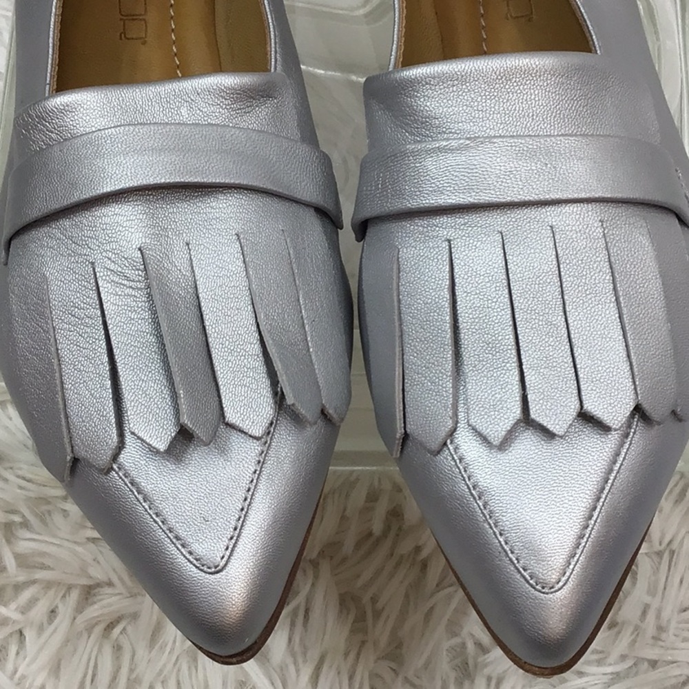 Pomme D’or silver butter soft kiltie loafer 37 NWT - Picture 2 of 11
